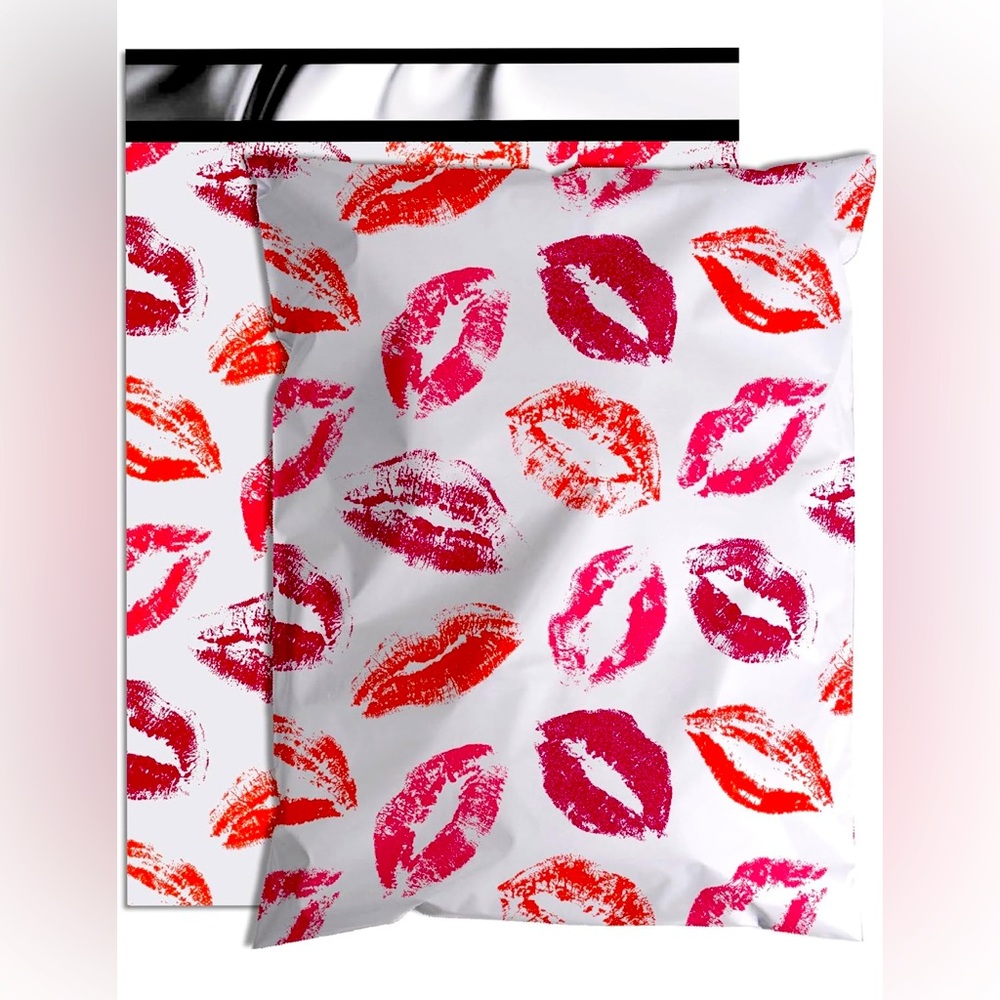 20 - 10 x 13 lipstick kisses poly bags